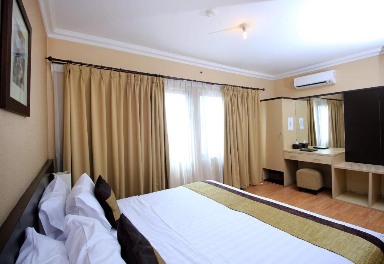 Hotel Grand Setiabudi 4*
