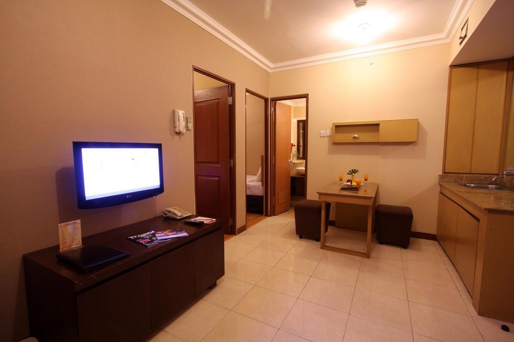 Grand Setiabudi Hotel 4*