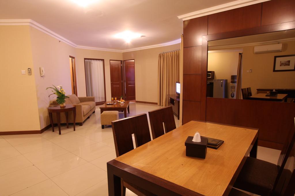 Hotel Grand Setiabudi 4*