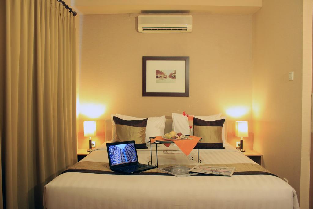 Grand Setiabudi 4*