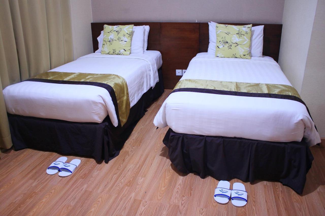 Hotel Grand Setiabudi 4*